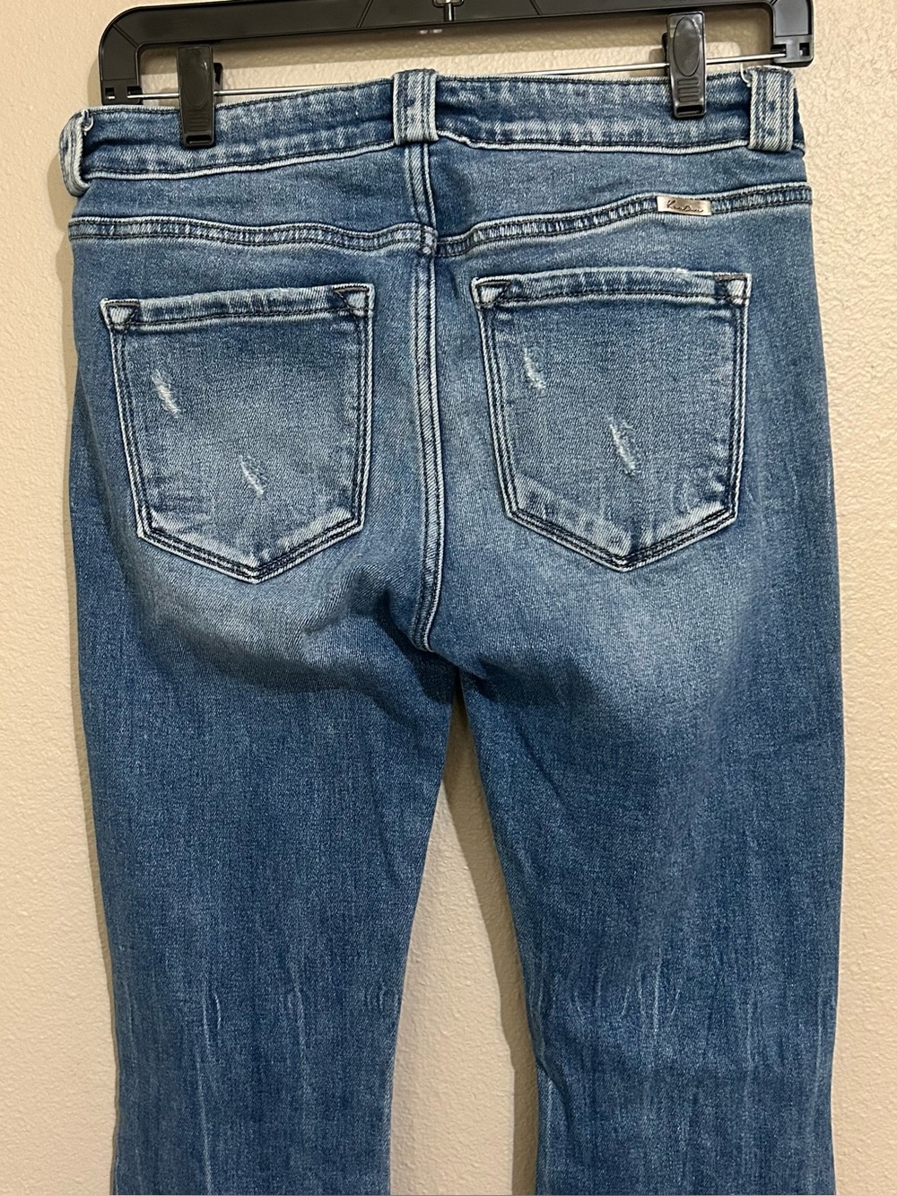 Kancan Low Rise Distressed Medium Wash Flare Denim Jeans Women’s Size 9 28 - Picture 7 of 9